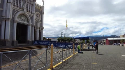 Basílica de Nuestra Señora de los Ángeles praying outside Video stock 158028243