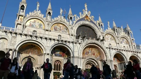 Basilica of Saint Mark in Venice Stock Footage 75927430