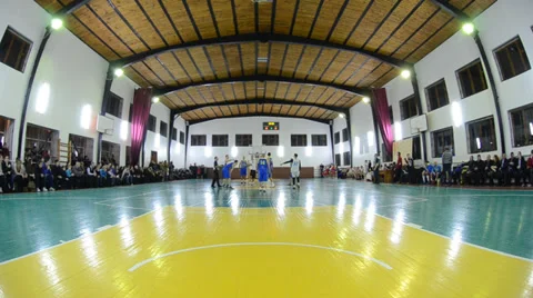 Basket-ball, beginning of game Stock-Footage 33929480