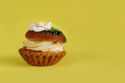 Basket cake on a yellow background Stock Photos