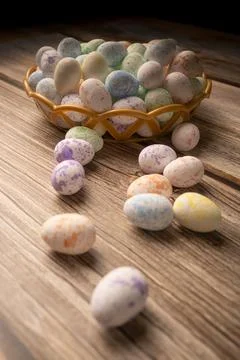 Basket with Easter eggs, beautiful fake eggs made of styrofoam inside a sma.. Stock Photos