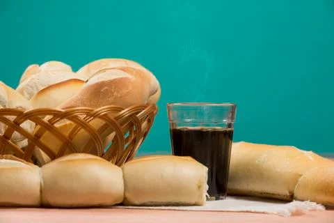 Basket of french breads Foto stock