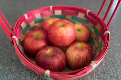 Basket of red apples 스톡 사진