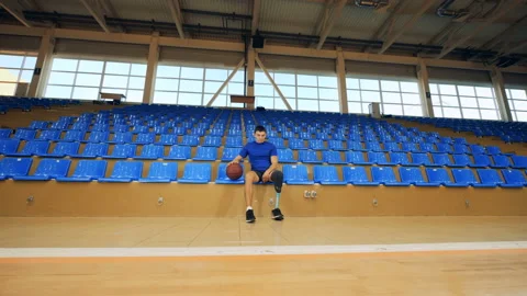 Basketball player with a bionic leg prosthesis, disabled sportsman. Stock Footage 105001765