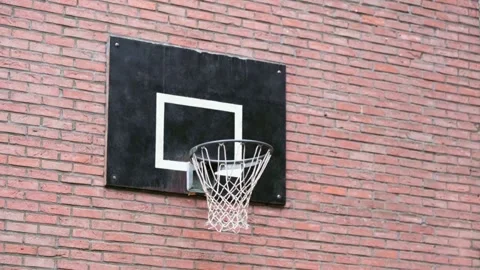 Basketball in ring 스톡 동영상 289088247