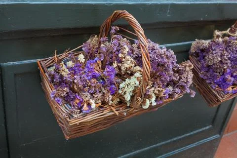 Baskets of dried flowers on display Stock-Fotos