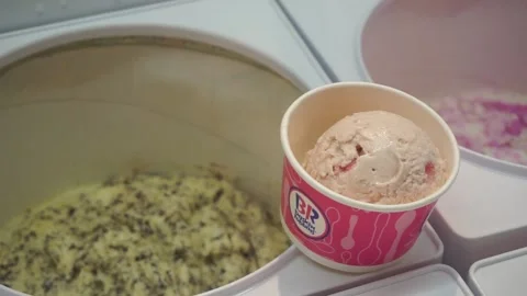 Baskin Robbin ice cream. Stock Footage 133753014