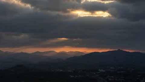 Basque mountains Timelapse, sunset 動画素材 151769057
