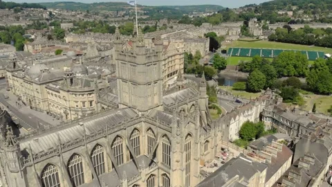 Bath abbey skyline aerial  Vidéo 135978018