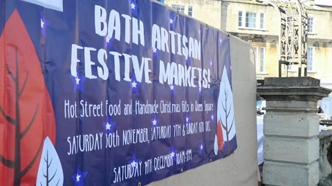 Bath artisan poster city centre xmas market somerset 스톡 동영상 137445967