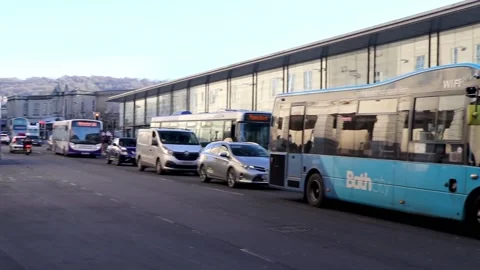 Bath, city centre bus station, somerset 스톡 동영상 137472598