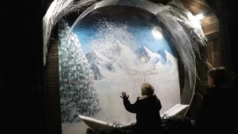 Bath, night, snow fall, children, xmas 스톡 동영상 137669496