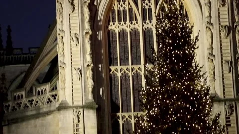 Bath, nighttime, cathedral to xmas tree, somerset 스톡 동영상 137677092