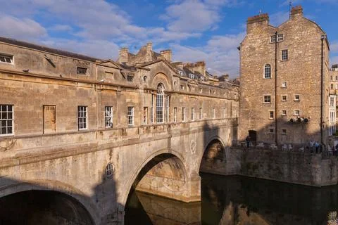 Bath old town view with the 18th century Pulteney Bridge Stock Photos
