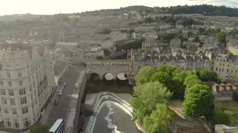 Bath skyline including weir  Vidéo 135980464