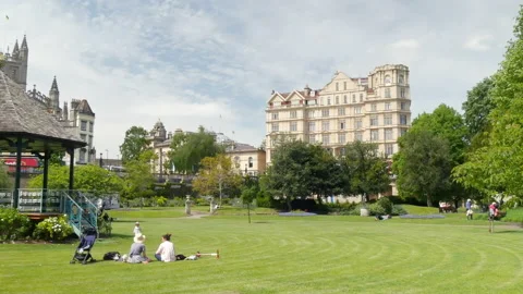 Bath, UK, Parade Gardens Stock-Footage 201852686