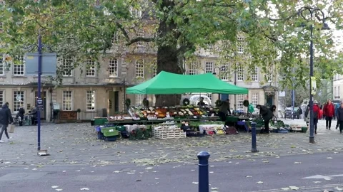 Bath, veg stand, high street, somerset 스톡 동영상 137612903