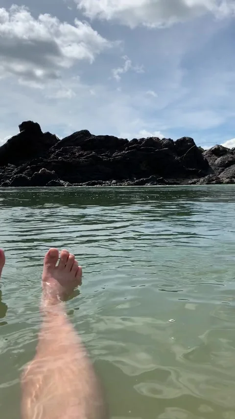 Bathing on the Mekong river in Don Det island Vidéo 343157902