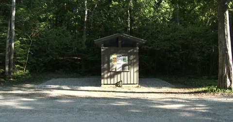 Bathroom building on camp site Video stock 39572575