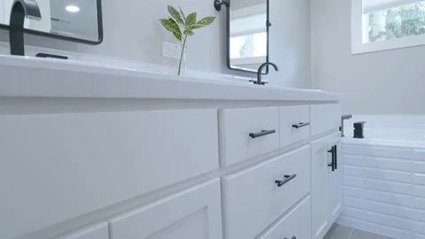 Bathroom Video stock 201386559