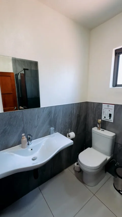Bathroom in a luxury hotel Stock Footage 325453290