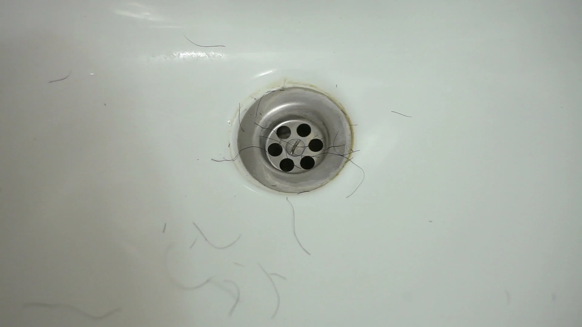 4 Bad Habits That Could Compromise Your Home's Plumbing