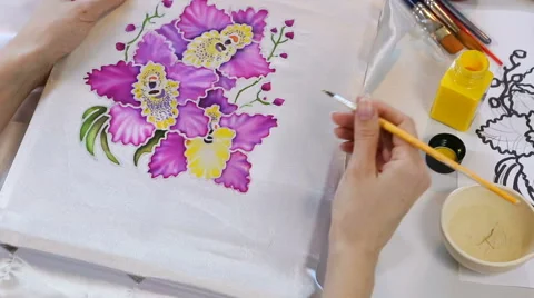 Batik Process: Artist paints on Fabric, Batik-making. Видео 62741554