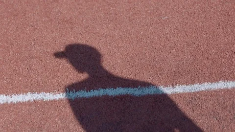 Batter's Shadow 動画素材 105870977