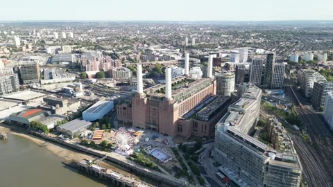Battersea Power Station, 9th August 2026, 5pm, UK Vídeo Stock 341845788