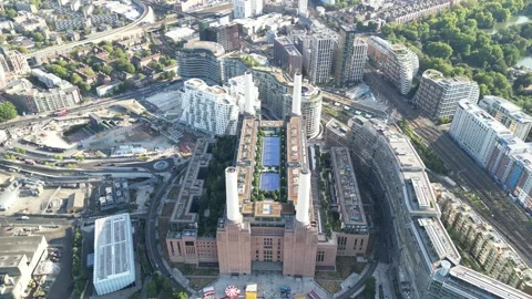 Battersea Power Station, 9th August 2026, 5pm, UK Vídeo Stock 341845843