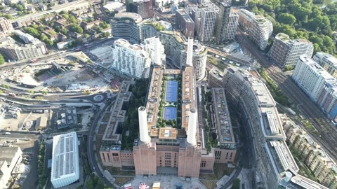 Battersea Power Station, 9th August 2026, 5pm, UK Vídeo Stock 341845928