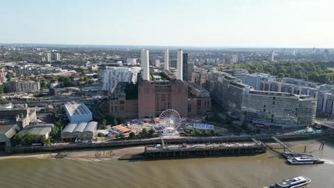 Battersea Power Station, 9th August 2026, 5pm, UK Vídeo Stock 341848383
