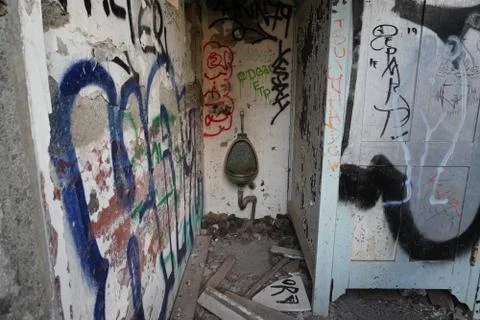 Battery Bathroom 스톡 사진
