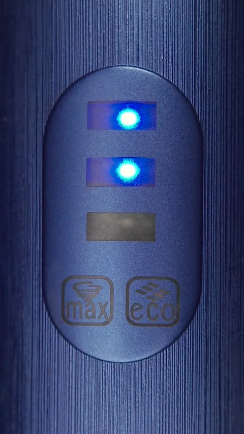 Battery Indicator. Electronic device battery charge Stock-Footage 304869553