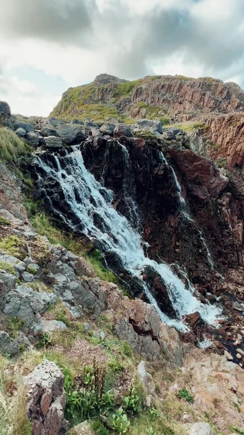 Battery waterfall in Teriberka.  Stock Footage 272576967
