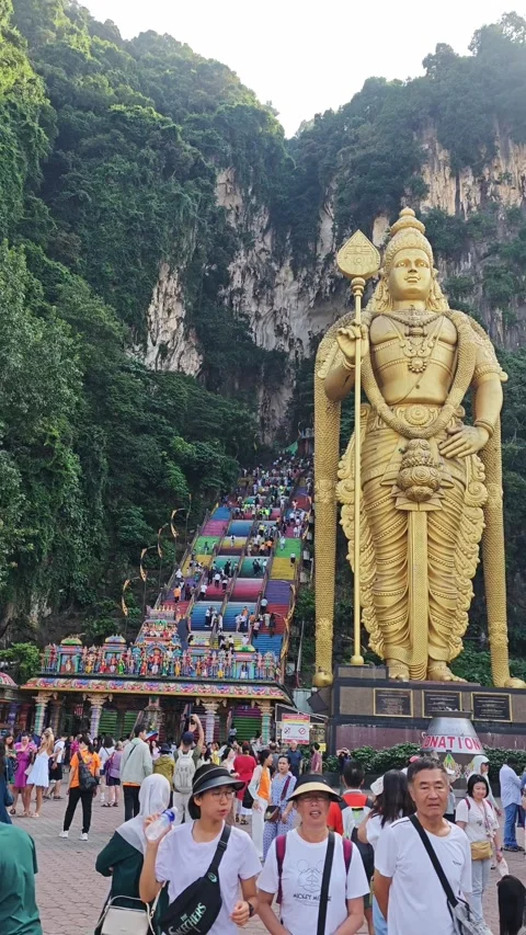 Batu caves in a glance Stock Footage 296677220