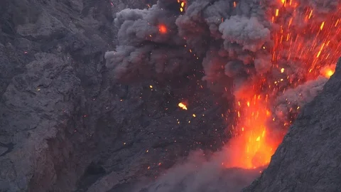 BATU TARA EXPLOSION 01 Stockbeeldmateriaal 88517795