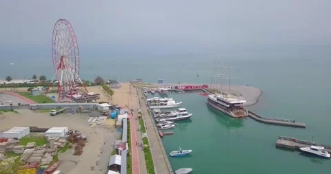 Batumi Ferris wheel 库存影片 153497197