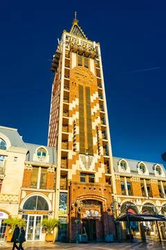 Batumi Piazza Clock Tower under Deep Blue Sky, Georgia 스톡 사진