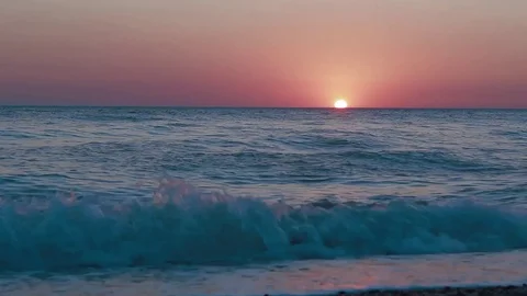 Bautiful sunset on the sea timelapse Stock Footage 76518017