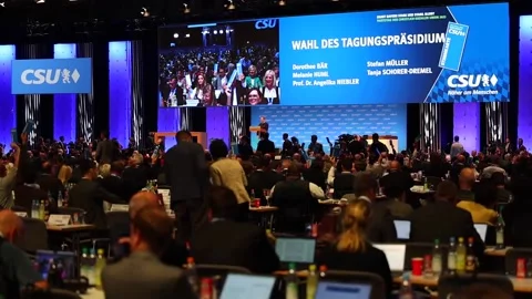 Bavarian conservatives re-elect Markus Söder as their leader, MÚNICH, DE - 23 Se Video stock 251338438