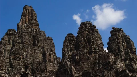 Bayon Temple at Angkor Thom Vídeo Stock 77779653