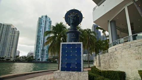 Bayside Statue Vidéo 167971741