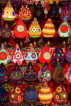 In the bazaar, there are Middle Eastern lambas in various colors and sizes Stock Photos