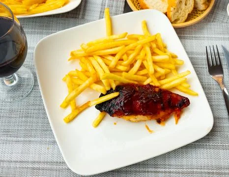 BBQ Chicken breast Fotos Stock