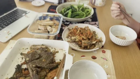 BBQ Lamb with Roasted Vegetables 库存影片 344739988