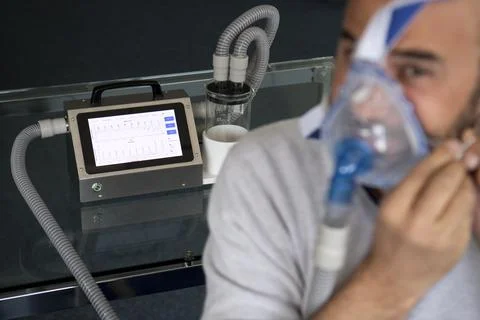 BCD microtechnique begins to produce ventilators to aid in fight against coronav Stock Photos