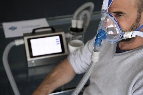 BCD microtechnique begins to produce ventilators to aid in fight against coronav Stock Photos