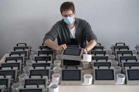 BCD microtechnique begins to produce ventilators to aid in fight against coronav Stock Photos