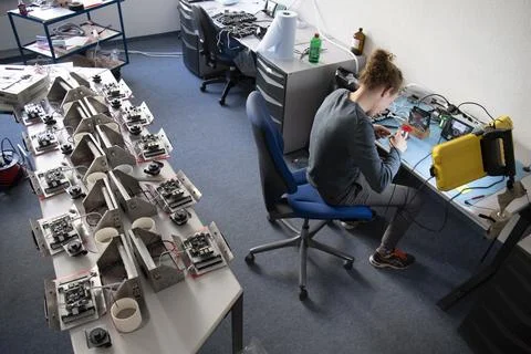BCD microtechnique begins to produce ventilators to aid in fight against coronav Stock Photos
